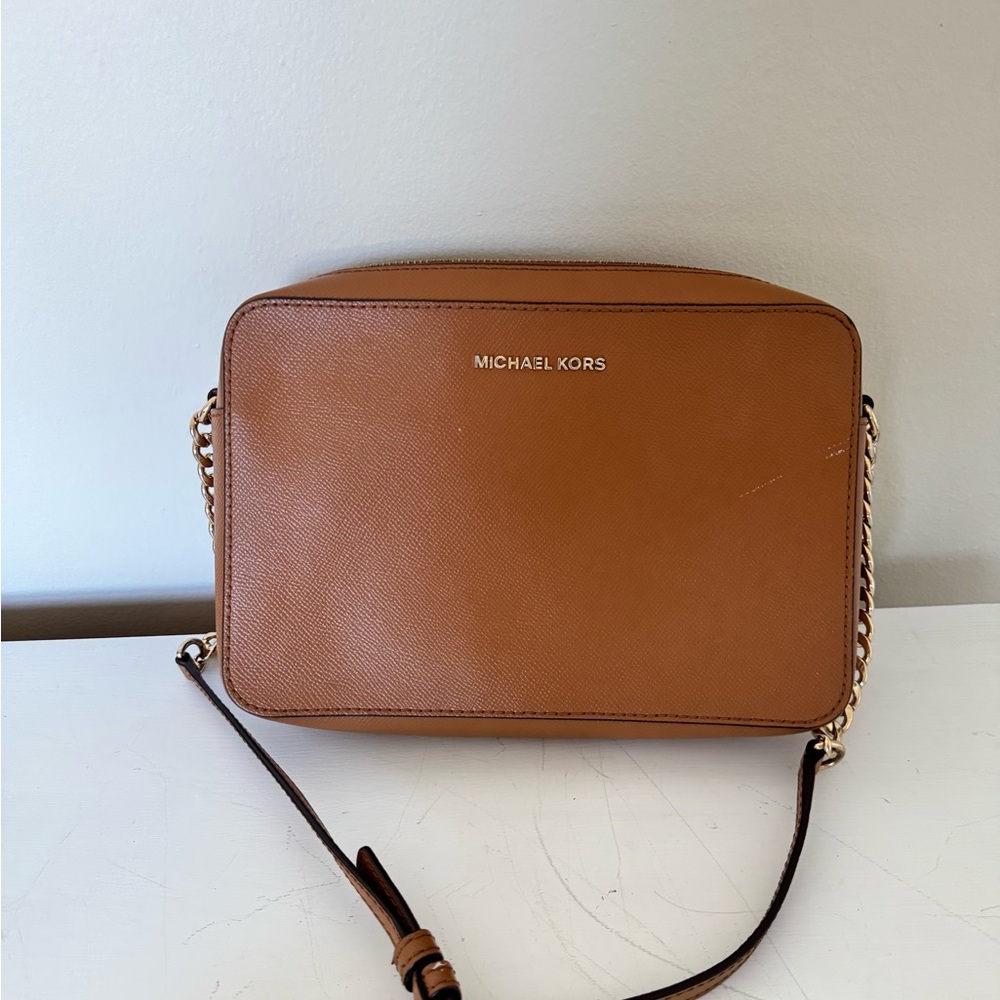 Micheal Kors, brown crossbody purse